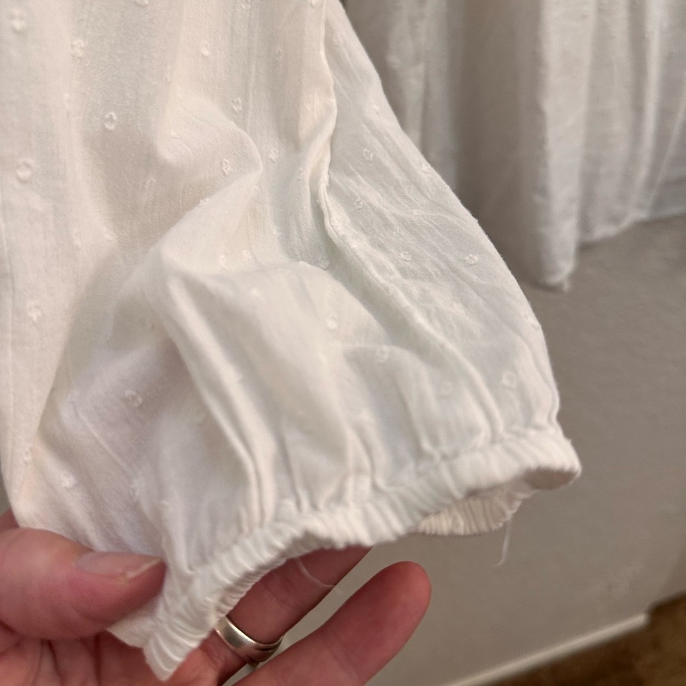 LOFT Women's White Eyelet Top. Petite Medium. - Picture 9 of 14